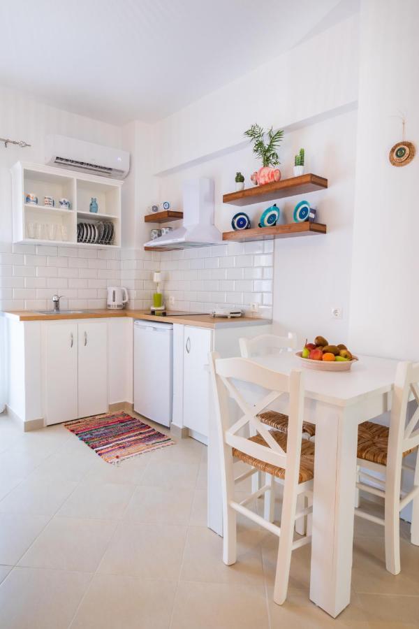 Anemos Guest Apts Karpathos Exteriér fotografie